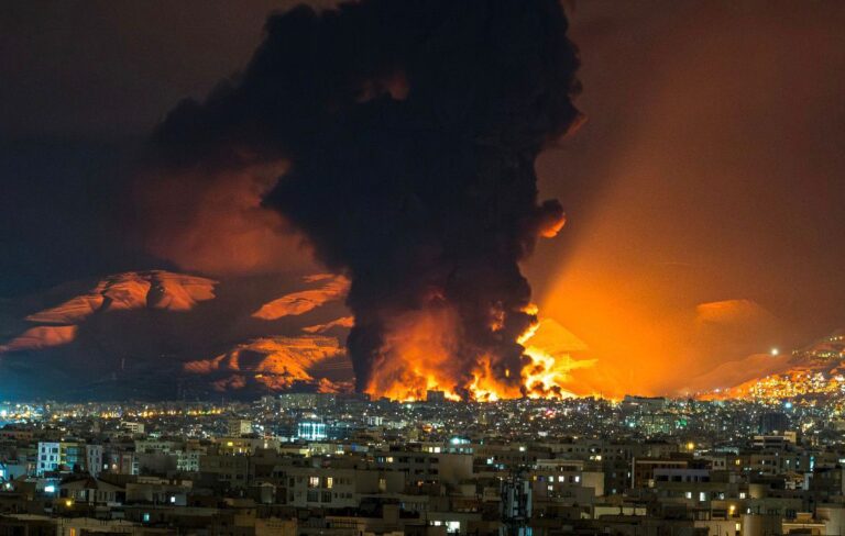 The Calm Before the Surge: A Fragile Ceasefire Sends Oil Prices Sliding